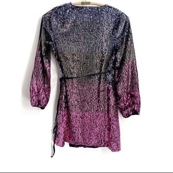 TOPSHOP Ombré Sequin Long Sleeve Wrap Minidress 2P - Picture 9 of 10